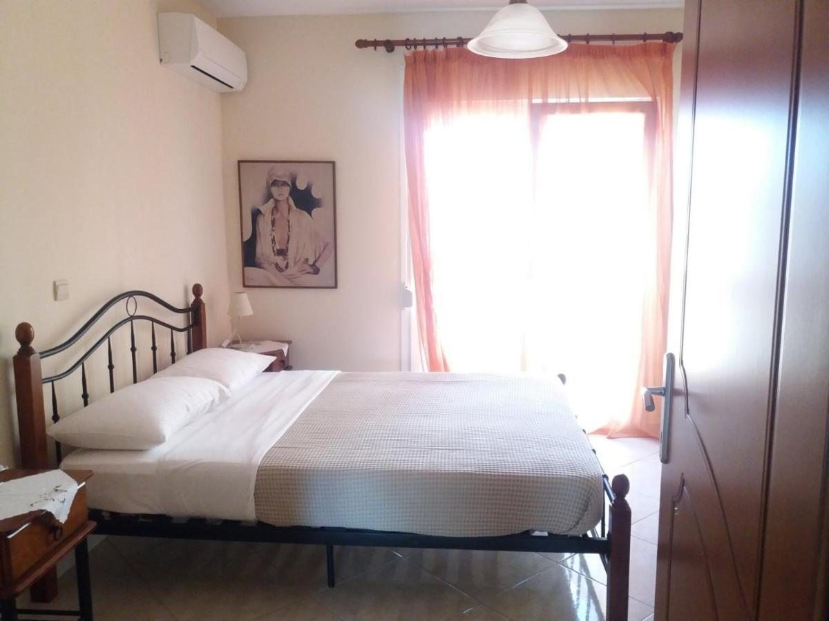 Néa Péramos Anatolis Home מראה חיצוני תמונה